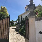 شقة Do Padre Brogueira, Parceiros de Igreja e Alcorochel